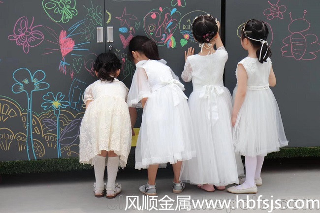 幼儿园涂鸦柜、户外涂鸦收纳柜